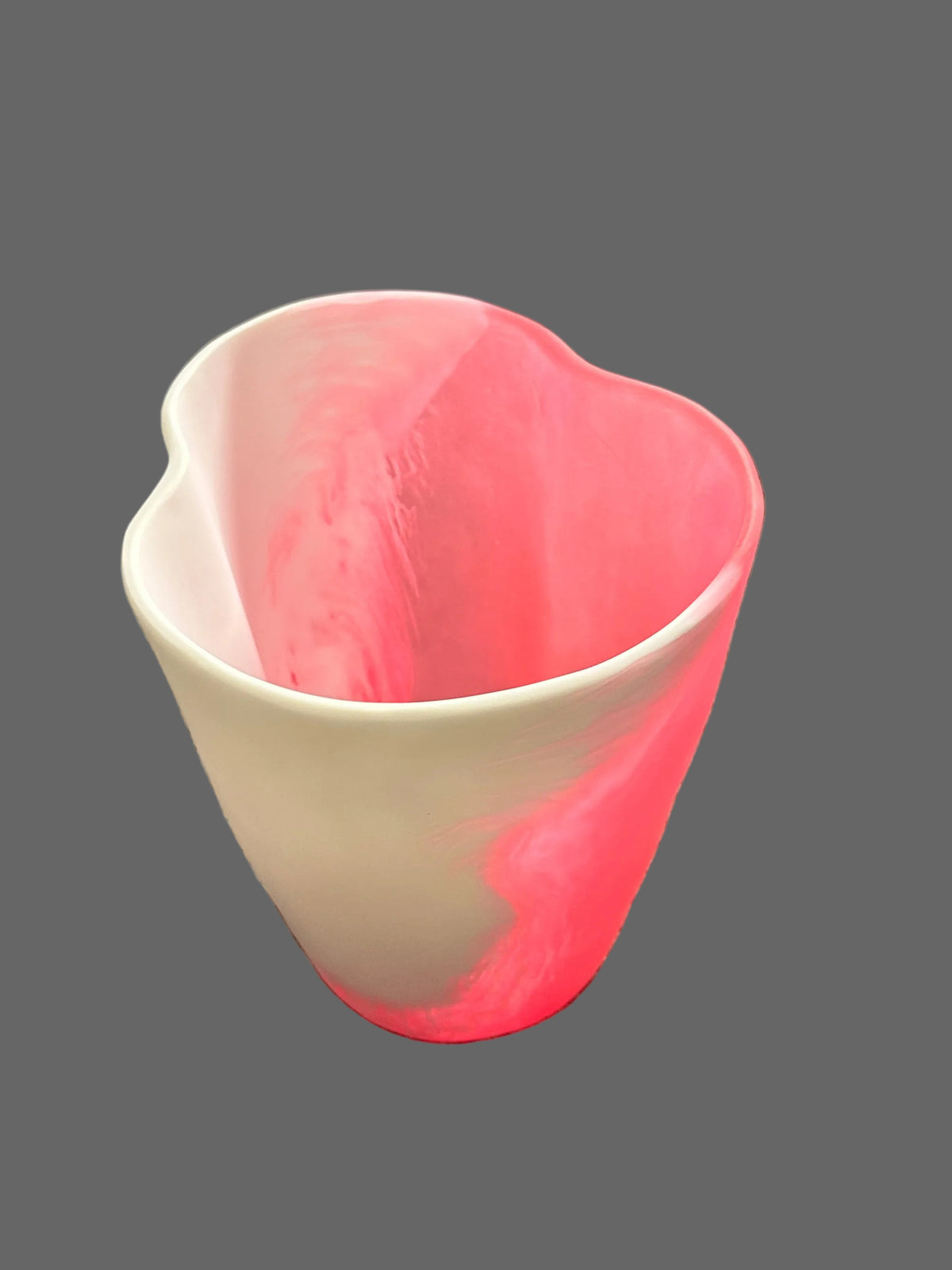 Jurassic Resin - Curve Vase Small 12