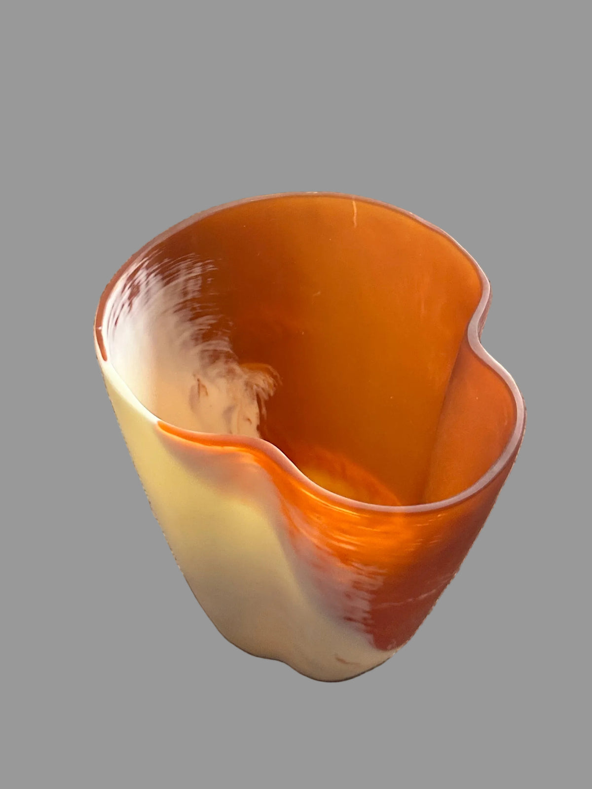 Jurassic Resin - Curve Vase Large 11