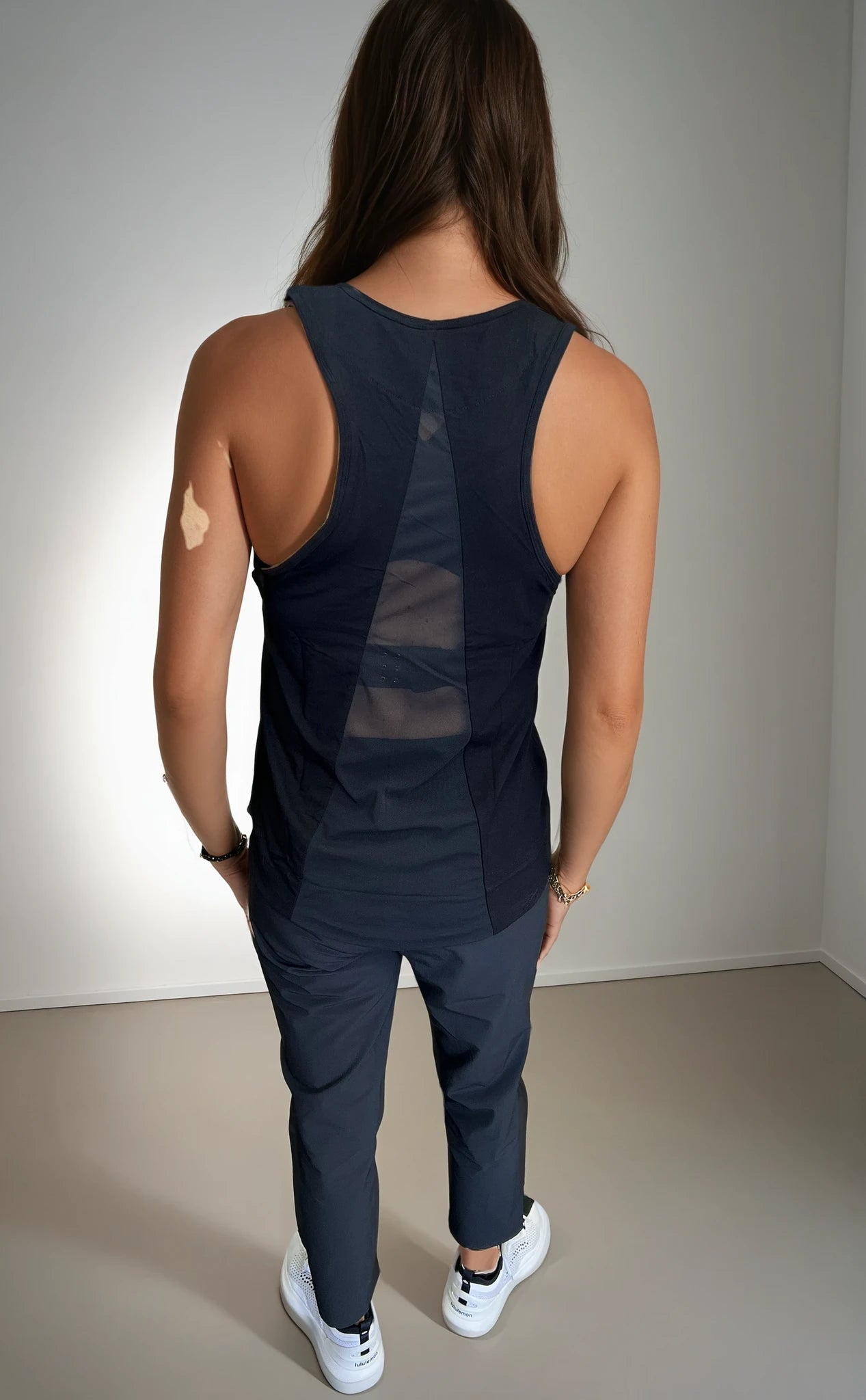 Hèléne Fit - WSRBN Racer Back with net insert in the back