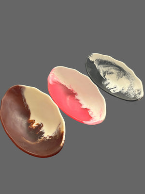 Jurassic Resin - Long Wavy Bowl 15