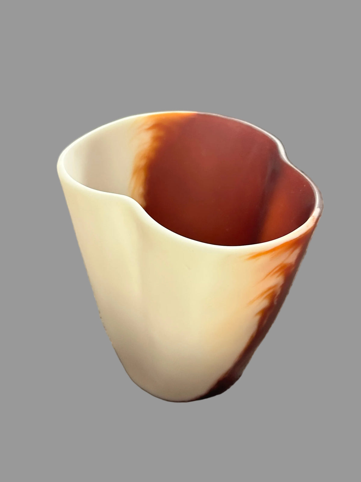 Jurassic Resin - Curve Vase Small 12