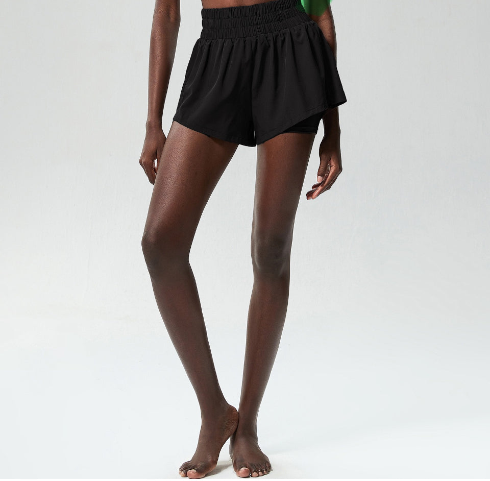 Hélène Fit - DX5715 Shorts over legging shorts
